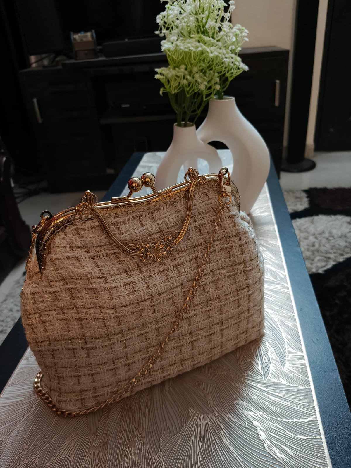 Sunday Tea Clasp Bag